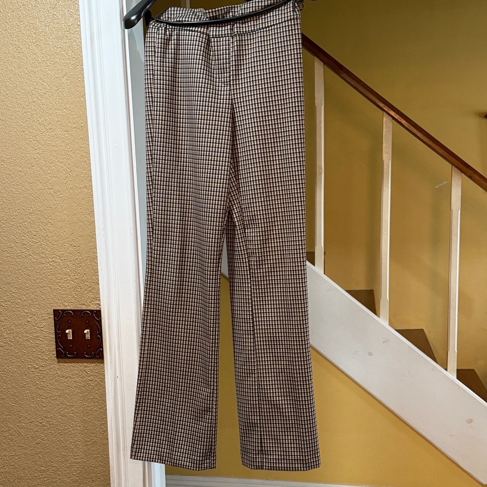 Jones New York Blue and White Houndstooth Skirt